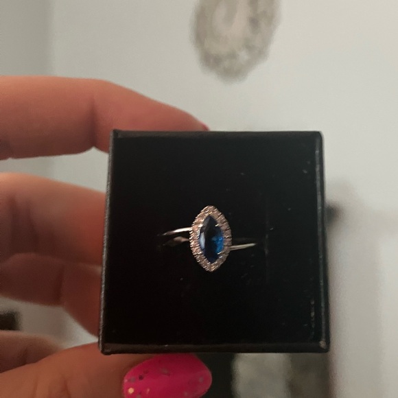 Ring Bomb Size 6 RBP2562 Social Affair Sapphire/Rhodium Plated Ring - Picture 2 of 2